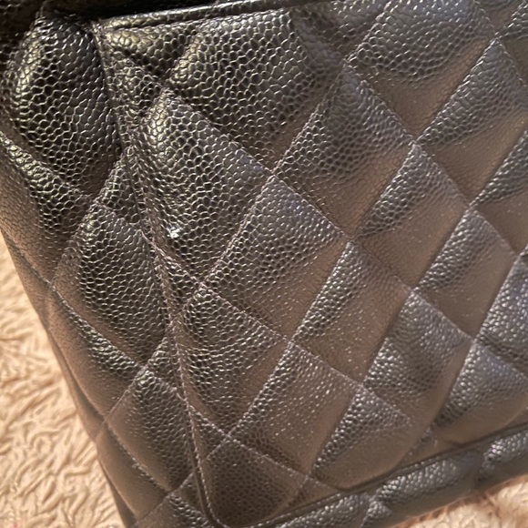 Chanel bag in very good condition. - Picture 7 of 7